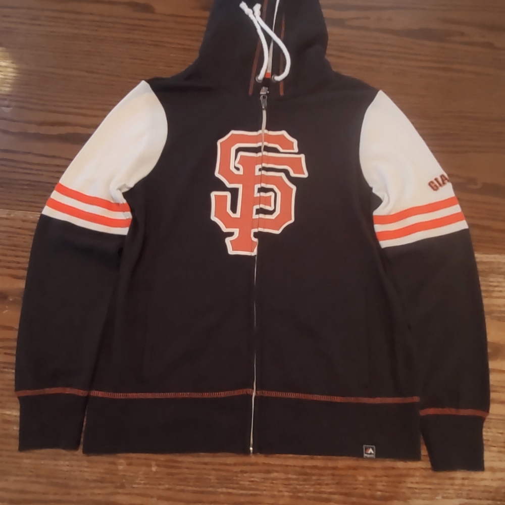 MajesticWomen's San Francisco Giants zip up hoodie size medium